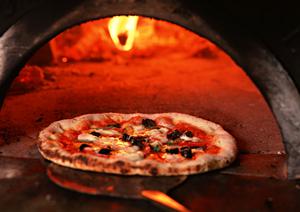 奥芝商店 実家店:札幌の絶品スープカレーを堪能できる人気店の特徴と店舗情報